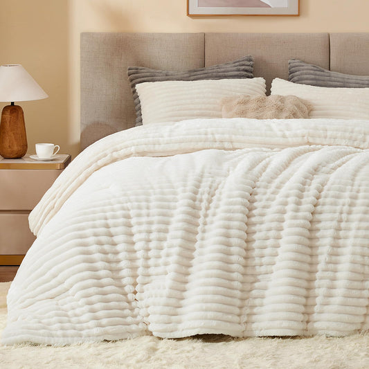 Fleece Queen Comforter Set